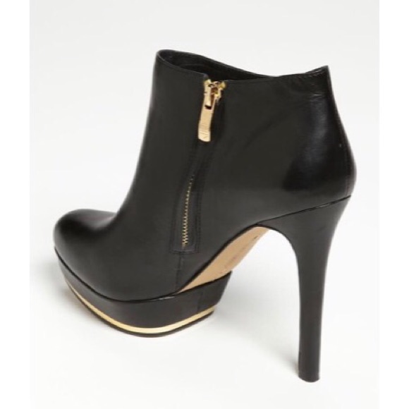 SOLD DONT NOT BUY Vince Camuto Dira Leather Metall - Picture 2 of 8